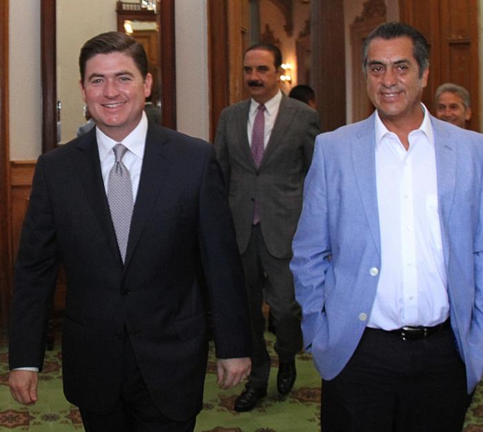 Rodrigo Medina hizo el impuesto estatal en 2013; Jaime Rodríguez prometió retirarlo