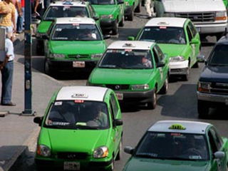Los ladrones se 'pierden' entre los taxis que lucen del mismo color